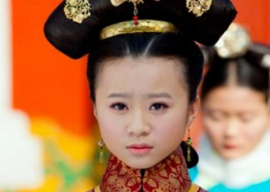 张嫣十一岁就被立为皇后，为何被称为“花神”？