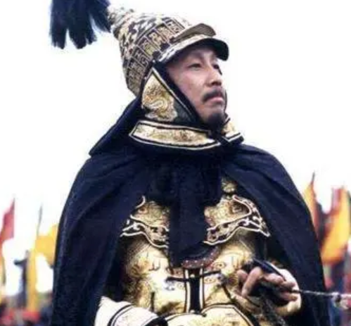 康熙当初只是一个年少的皇帝 康熙是怎么铲除鳌拜巩固政权的