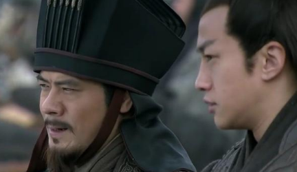 刘备是个非常看重利益之人，他为何坚决主张杀掉吕布？