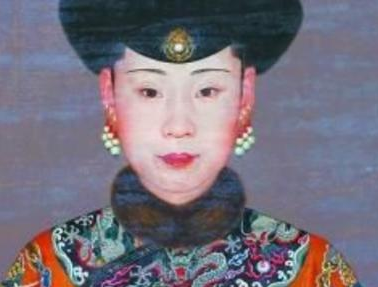 清朝第一个汉族出身的皇贵妃是谁？