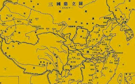 荆州有着固若金汤的坚城，刘备为什么还要把都城设在成都？