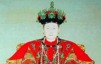 关于清朝皇后孟古哲哲，《清太祖实录》中对她有何评价？