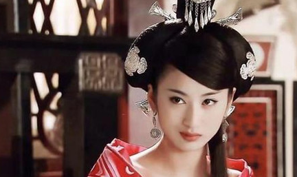 赵合德为什么成了汉成帝的宠妃，而赵飞燕却被抛掷在脑后？