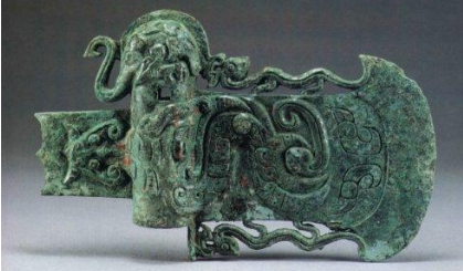 钺作为中国古代的一种兵器，它在历朝历代有哪些改进？