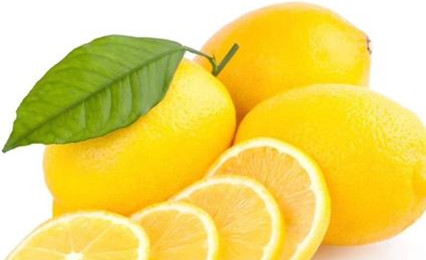 柠檬中含有丰富的什么物质，因此被誉为“柠檬酸仓库”？