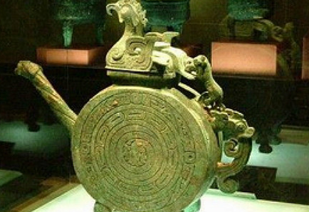 盉是中国古代用来调酒的酒器，制成的青铜盉有哪些？