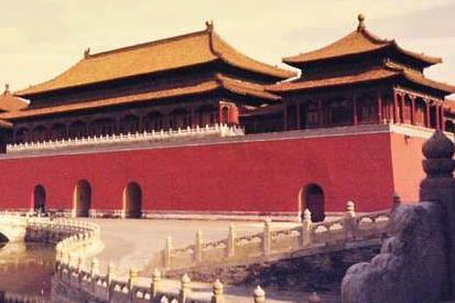 明朝皇帝都是住在紫禁城 清朝皇帝为什么不喜欢住在紫禁城