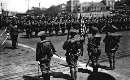1945年9月28日：中国军队赴越南接受日军投降