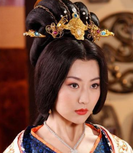 历史上同名不同姓的两个妃子，阴丽华和张丽华结局分别怎么样？