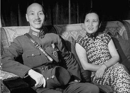 1927年9月28日：蒋介石东渡求婚