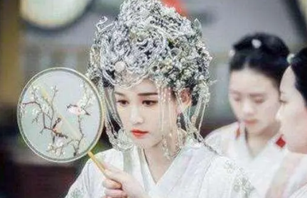 独孤皇后在世时，为什么隋文帝长期六宫虚设呢？