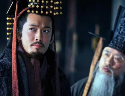 关羽突围成功，刘备会怎么对他？会否杀了他以正军法?
