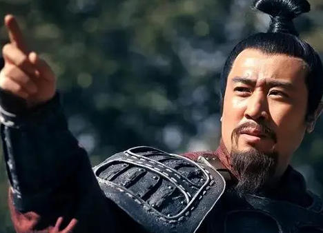 刘备当初只是落魄的贵族 关羽和张飞为什么对他如此忠心