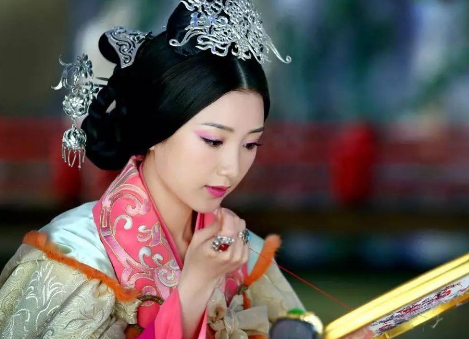 汉昭帝的上官皇后，她为什么能成为历史上最年轻的太皇太后？
