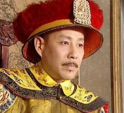 清朝一共有十二个皇帝，其中最出名的帝王是谁？